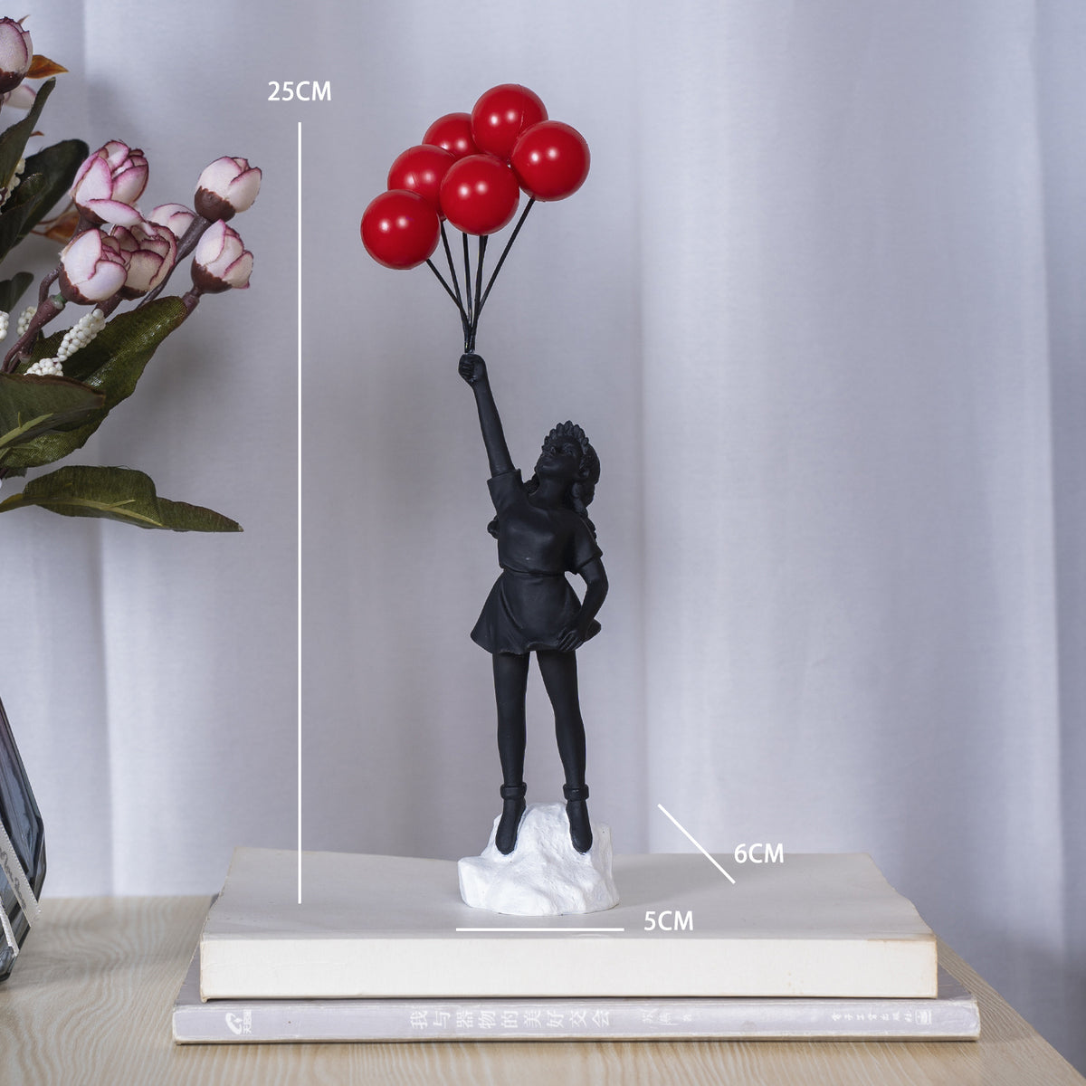 Balloon Girl Resin Décor